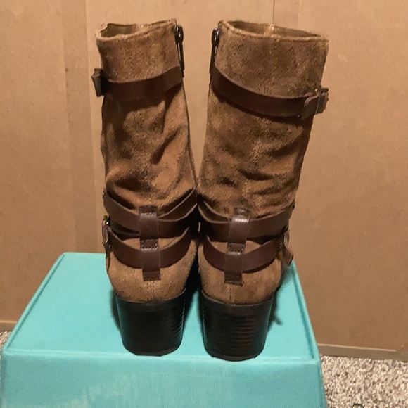 Bandolino Suede Boots Women’s 8.5 - Picture 2 of 6